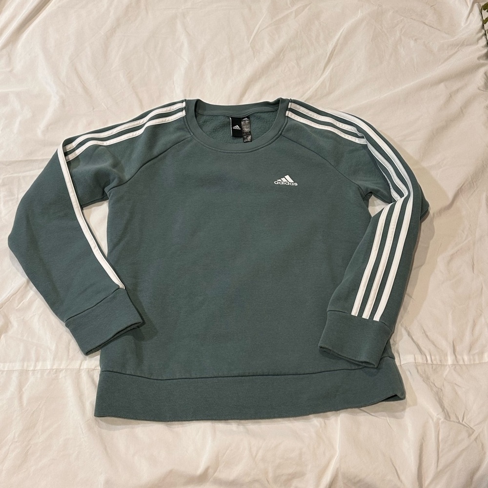 Adidas Women's S Crewneck Sweater in Sage Green